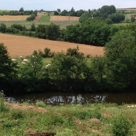 Le Clos Du Pontet Orliénas Kültér fotó